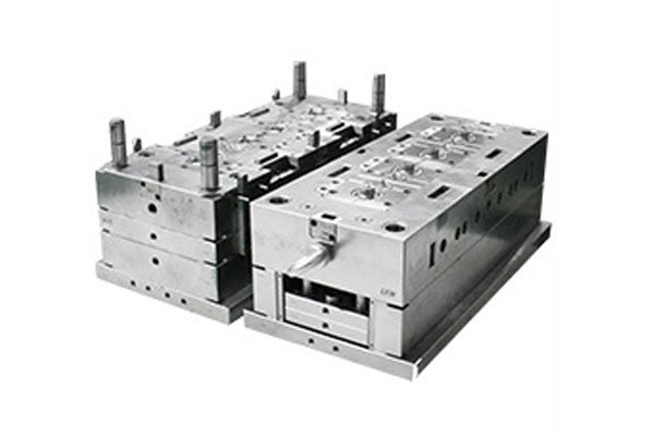 Serviços de moldagem por injeção personalizados