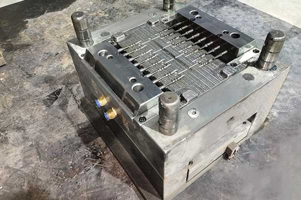 ‎‎HDPE plastsprøytestøpingsprodusent